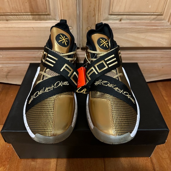 Li Ning Way Of Wade (All City 7) *One Last Dance* Size 10 BRAND NEW - Picture 1 of 11